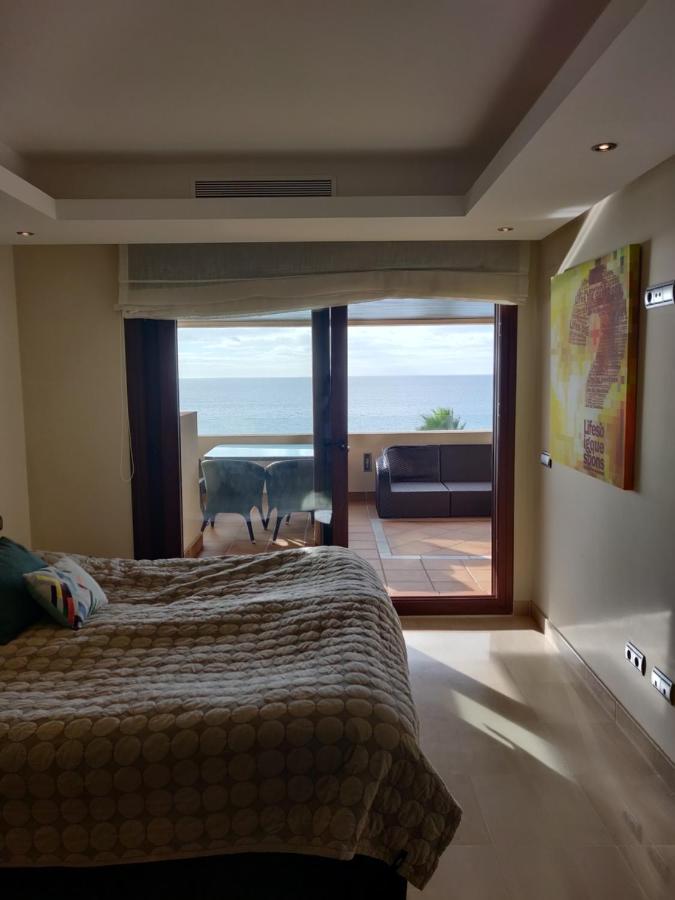 Appartamento Bahia De La Plata Seafront Estepona Esterno foto